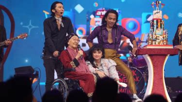 Kaka Slank Rayakan Ultah Di Panggung Spekta 3 Dekade ANTV