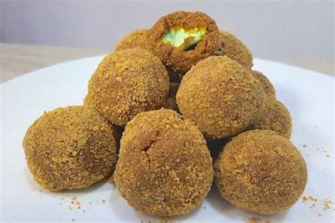 Easy Graham Balls Recipe [With Video] | Ang Sarap Recipes