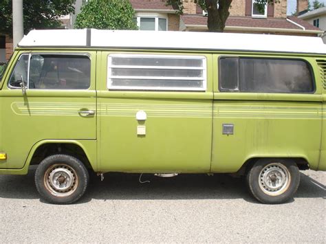 1977 Volkswagen Westfalia 1 Barn Finds