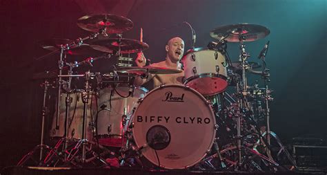 Interview With Ben Johnston Of Biffy Clyro Loud Hailer Magazine