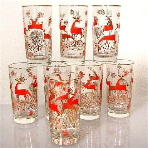 Christmas Wine Glasses With Hand Painted Snowmen On Skates Set Etsy Christmas Wine Glasses