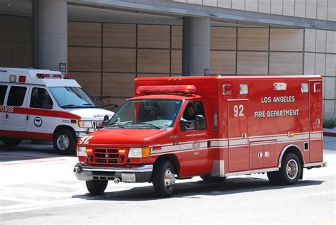 American Medical Response Amr Ambulance And Los Angeles Fire Department