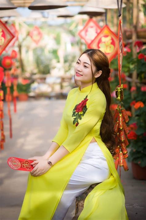 Ghim Của L U00ea H U00e0 Trên Graceful Ao Dai Áo Dài Thời Trang Phụ Nữ