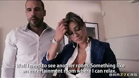 Vollbusige MILF Fickt In Dessous Und High Heels XHamster