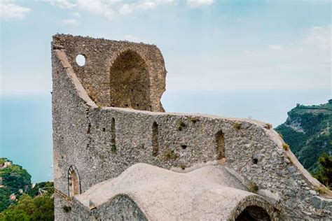 Basilica Di Sant Eustachio Ruins Scala