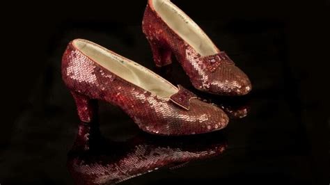 Stolen Slippers Of 1939 Wizard Of Oz Movie Recovered By Fbi Al Bawaba