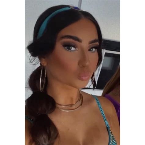 Princess Jasmine Halloween Costume 🧞‍♂️ Size 6 8 Bra Depop