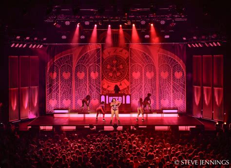 Lizzo Tour 2019 Plsn