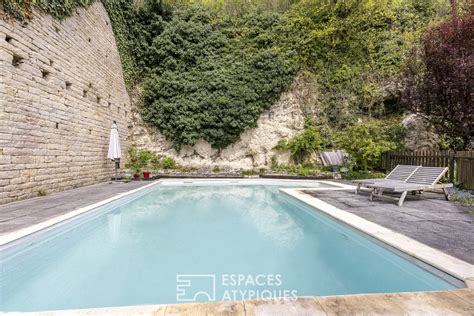 Maison De Caract Re Avec Piscine En Plein Coeur D Un Ancien Village