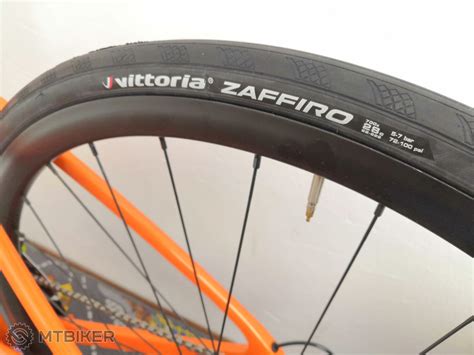 2x Vittoria Zaffiro V Rigid bead 700x28c Plášte na cestné bicykle