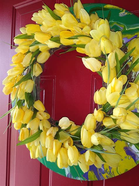 Tulip Wreath Front Door Tulip Wreath Front Door Tulip Décor Spring