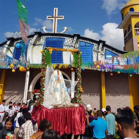 Parroquia San Pedro Apóstol En El Estor Izabal Guatemala Aprende