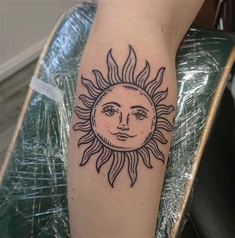 67 Cheery Simple Sun Tattoo Ideas 2024 Inspiration Guide Artofit