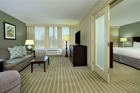 DOUBLETREE BY HILTON HOTEL NEWARK OHIO - 119 Photos & 35 Reviews - 50 N 2nd St, Newark, Ohio ...