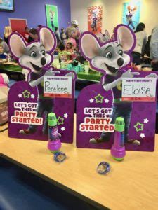 Chuck E Cheeses Th Anniversary World Record Breaking Party