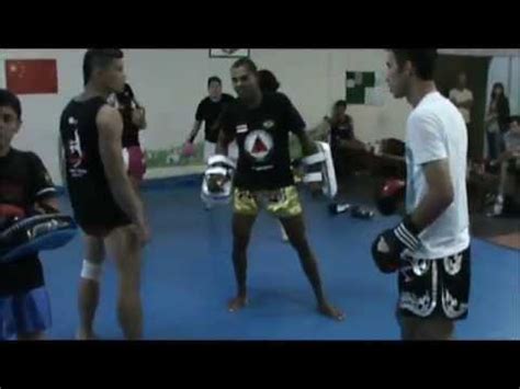 Seiminario de Muay Thai MESTRE TAILANDÊS DEAW PATSANON Kru Bruno