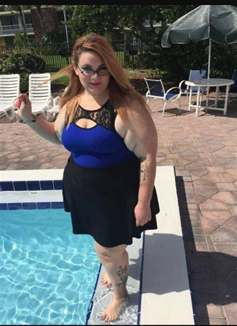 Samantha Paige BBW Photoshoot Pool Day Always Have Fun When Working