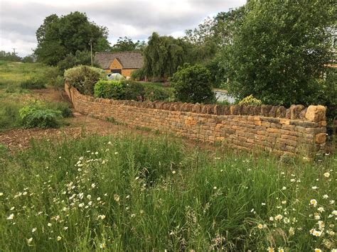 Dry Stone Walling Courses Oxfordshire And Cumbria