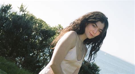 Lorde 'Solar Power' album review | The Forty-Five