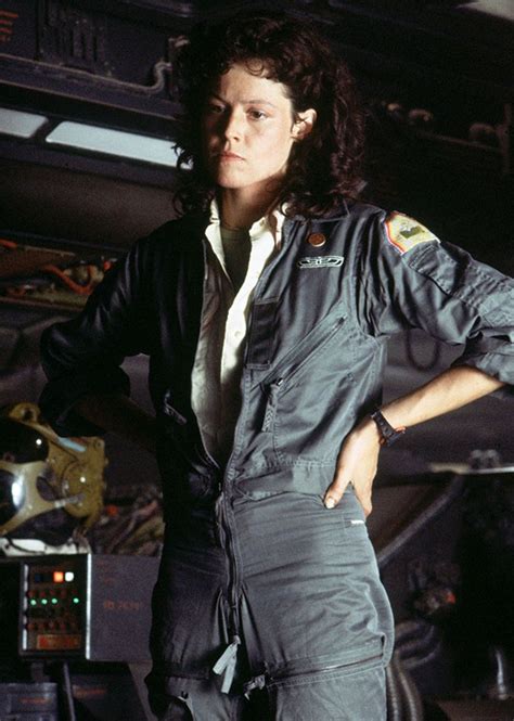 ALIEN Ellen Ripley Costume Tutorial (Flight Suit, Shirt & EVA Flamethrower) | RPF Costume and ...