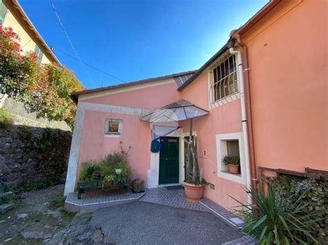 Villa In Vendita In Via Binelle S N C Bavari San Desiderio Genova