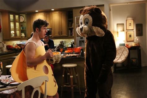 Modern Family: Luke | Best Halloween TV Episodes | POPSUGAR ...