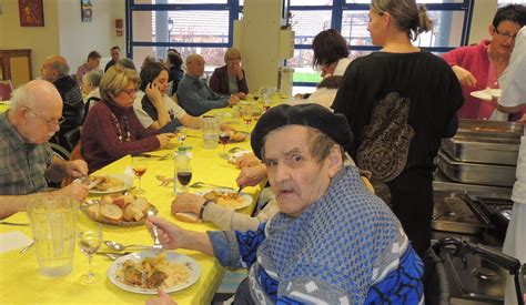 Repas méditerranéen pour les résidents de lEhpad