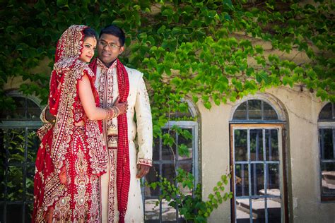 A Traditional Hindu Wedding In Dearborn Michigan