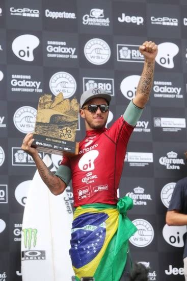 Campeão da etapa do Rio da WSL Filipinho é o que mais faturou em