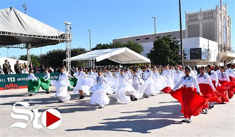 Disfrutan desfile cívico militar por la Revolución Mexicana en Torreón