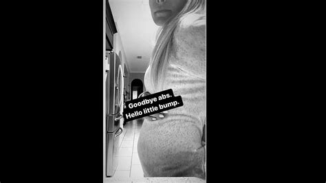 Alexa Bliss Shows Off Baby Bump After Announcing Pregnancy Photo