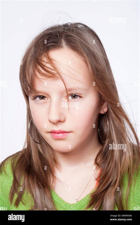 Niña Bonita De 11 Años Fotografías E Imágenes De Alta Resolución Página 2 Alamy