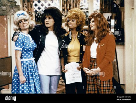 The Facts Of Life From Left Lisa Whelchel Nancy Mckeon Kim Fields Mindy Cohn 1979 88