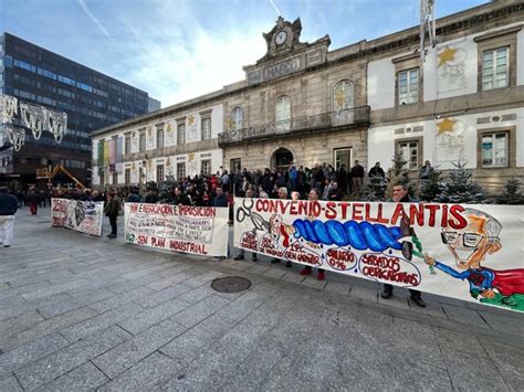 Ancove Trabajadores De Stellantis Vigo Salen A La Calle Para Reclamar