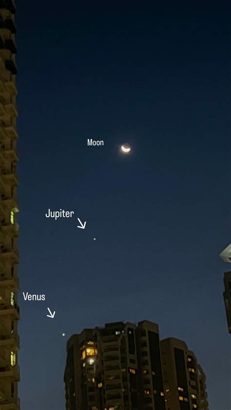 Moon, Jupiter & Venus Appear Perfectly Aligned In S'pore Sky, A Celestial 'Join-The-Dot' Exercise