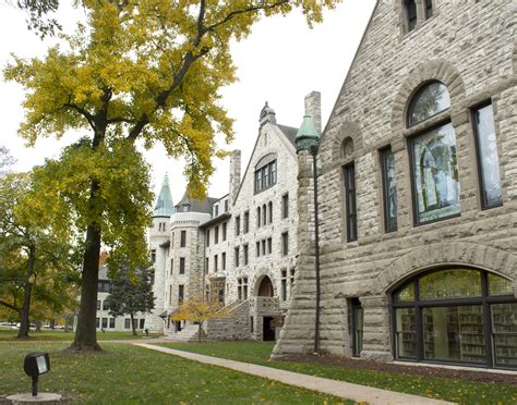 Lewis And Clark Campus Tour Sale Online