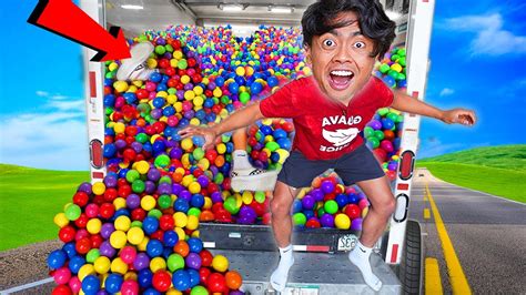 I Put 10000000 Ball Pit Balls In A Moving Truck Youtube