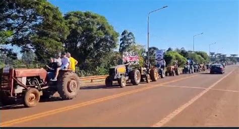 Tractorazo Pidiendo Precios Para Los Productores Yerbateros