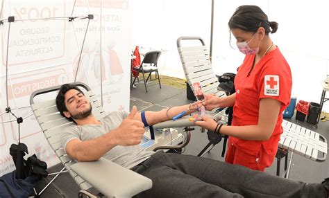 Invita Unam A Donar En El Banco De Sangre Para La Cruz Roja Mexicana