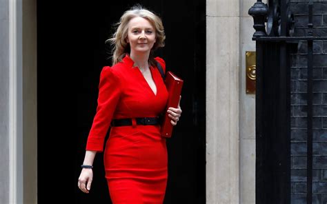 Liz Truss UKs Classiest Blonde Politician Scrolller