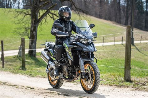 Motorrad Vergleich Benelli Trk 702 X 2023 Vs Qj Motor Srt 700 X 2023