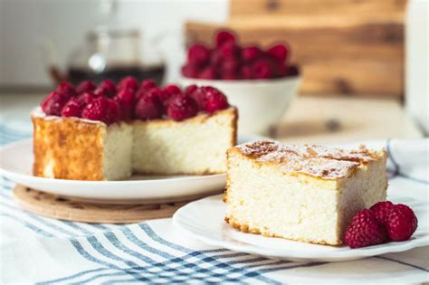 Пышная творожная запеканка – простой и вкусный рецепт, как приготовить ...