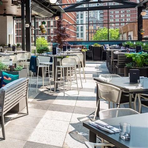 16 Best Rooftop Bars and Restaurants in Boston 2023