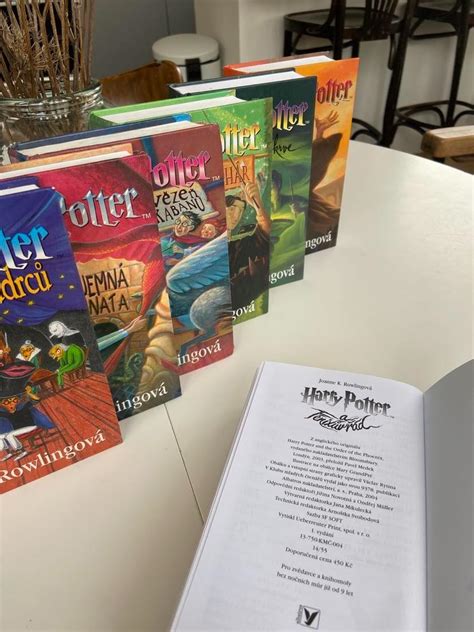 Harry Potter - 1. vydání - komplet 1. až 7. díl | Aukro