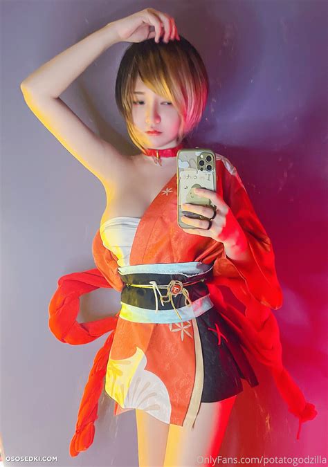 Potato Godzilla Yoimiya Naganohara Genshin Impact Naked Cosplay