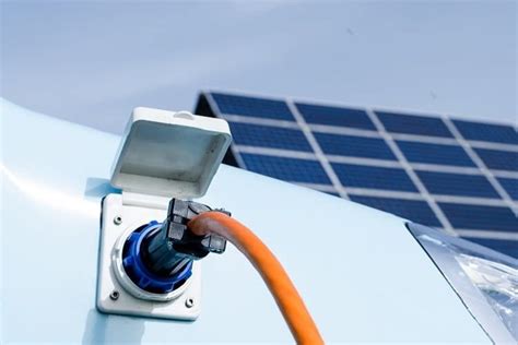 Elektroauto Mit Solarstrom Laden So Funktioniert S