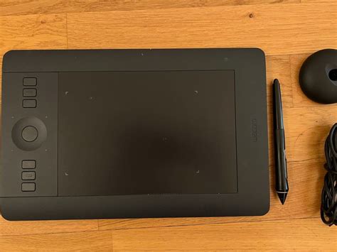 Wacom Intuos Pro Small Grafiktablett Kaufen Auf Ricardo