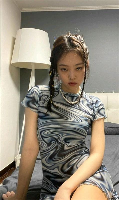 Pin De Em Sizin Pinleriniz Looks Jennie Blackpink Garotas