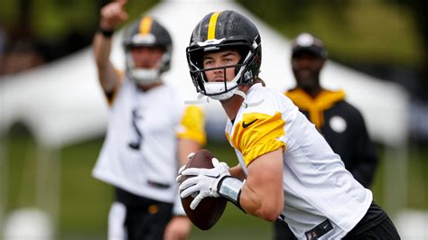 Steelers Kenny Pickett Explains Main Reason For His Drop In