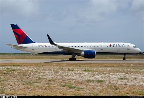 N822DX Boeing 757 26D Delta Air Lines Nito JetPhotos